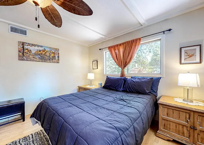 Treelands Lodge